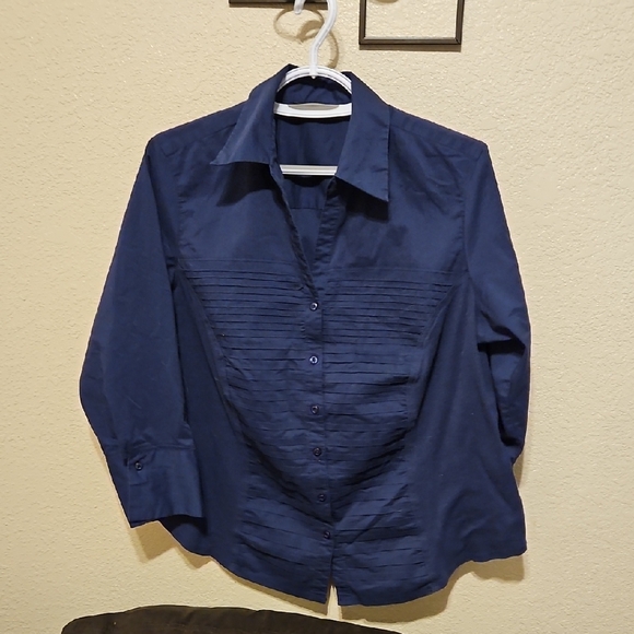 Zac & Rachel Tops - Zac & Rachel Dark Blue Pleated Button DownWith Stretchable Soft Cotton Sides.